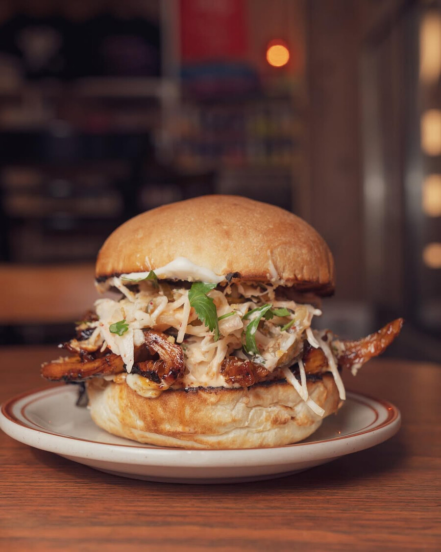 Dépanneur Le Pick Up - The Best Family-Friendly Restaurants in Montreal