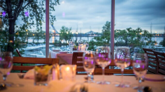 QUAI 99 - Amazing Views in Greater Montreal