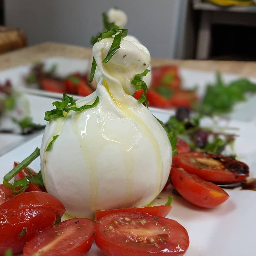 Bis Ristorante - Meilleure Burrata à Montréal Bis Ristorante - Meilleure Burrata à Montréal