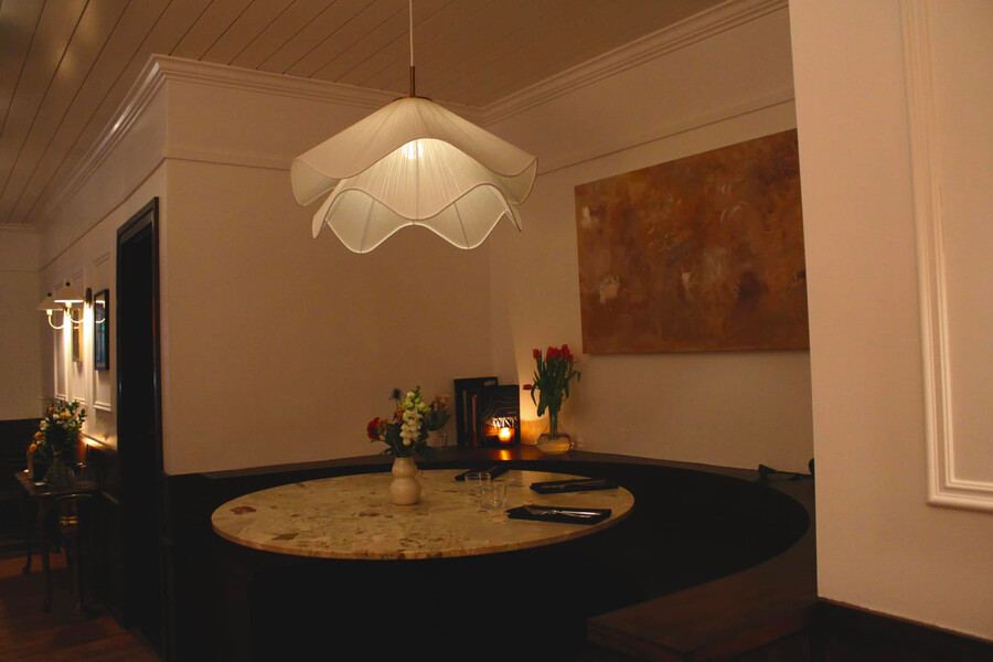 Restaurant Parapluie - Romantic Valentines Day Restaurant 