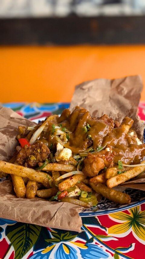 La Belle Tonki - Poutine spots in Montreal