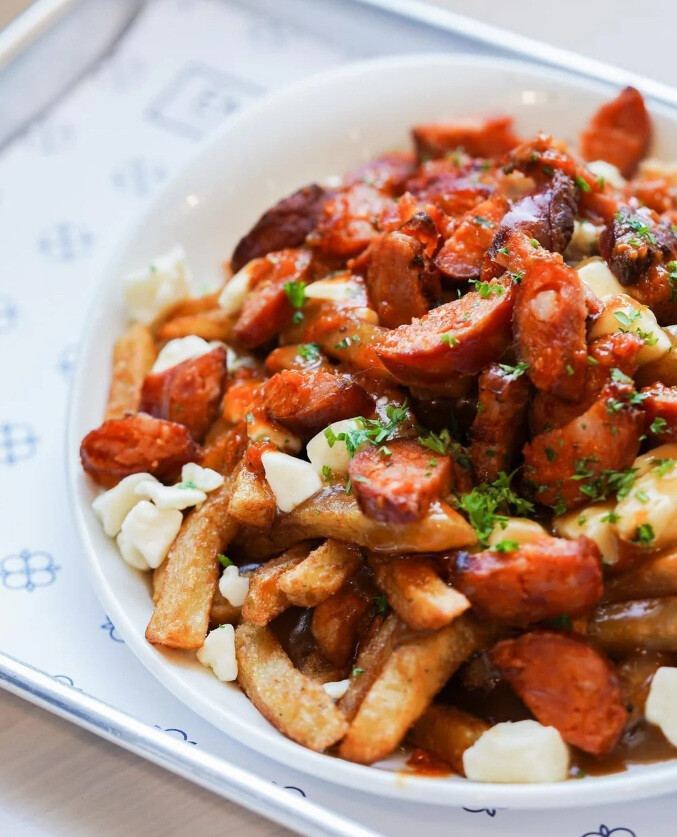 Restaurant Emilia - Poutine spots in Montreal