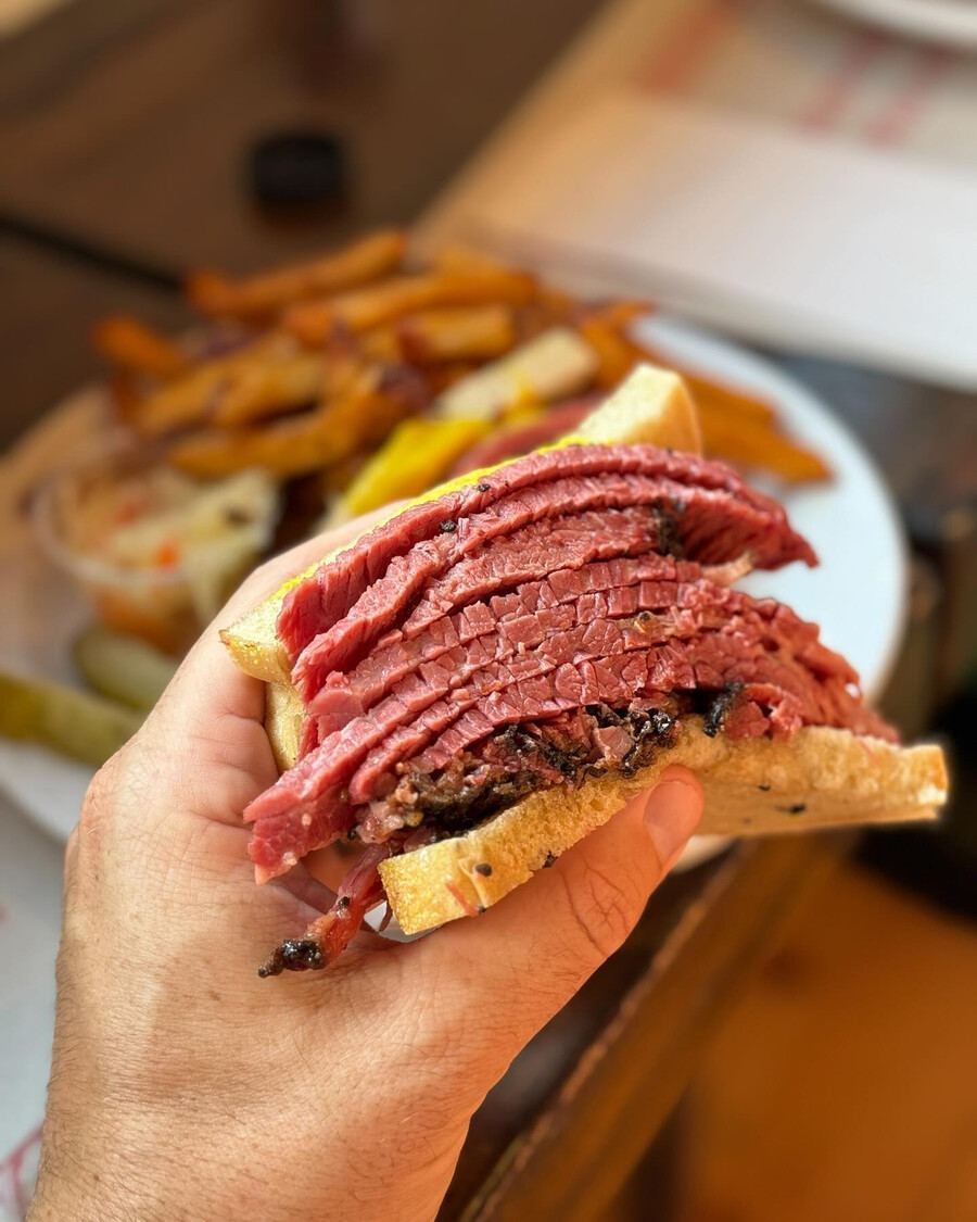 Smoke Meat Pete - Casse-croûtes Montréal Smoke Meat Pete - Casse-croûtes Montréal