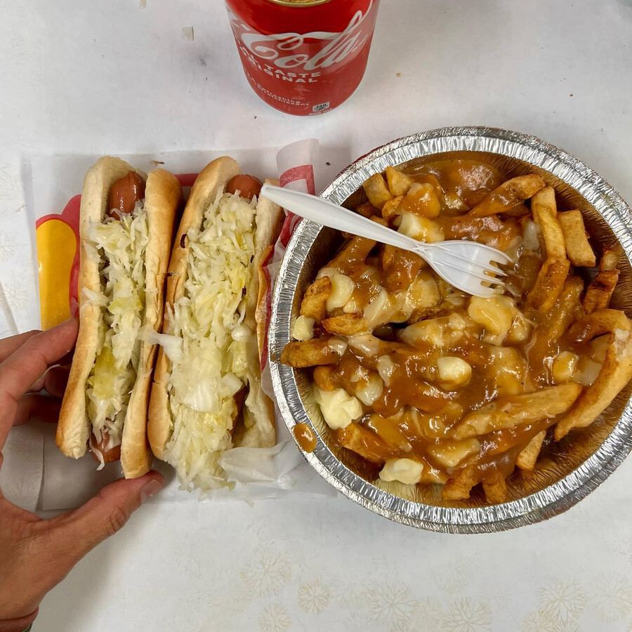 Décarie Hot Dog - Casse-croûtes Montréal Décarie Hot Dog - Casse-croûtes Montréal