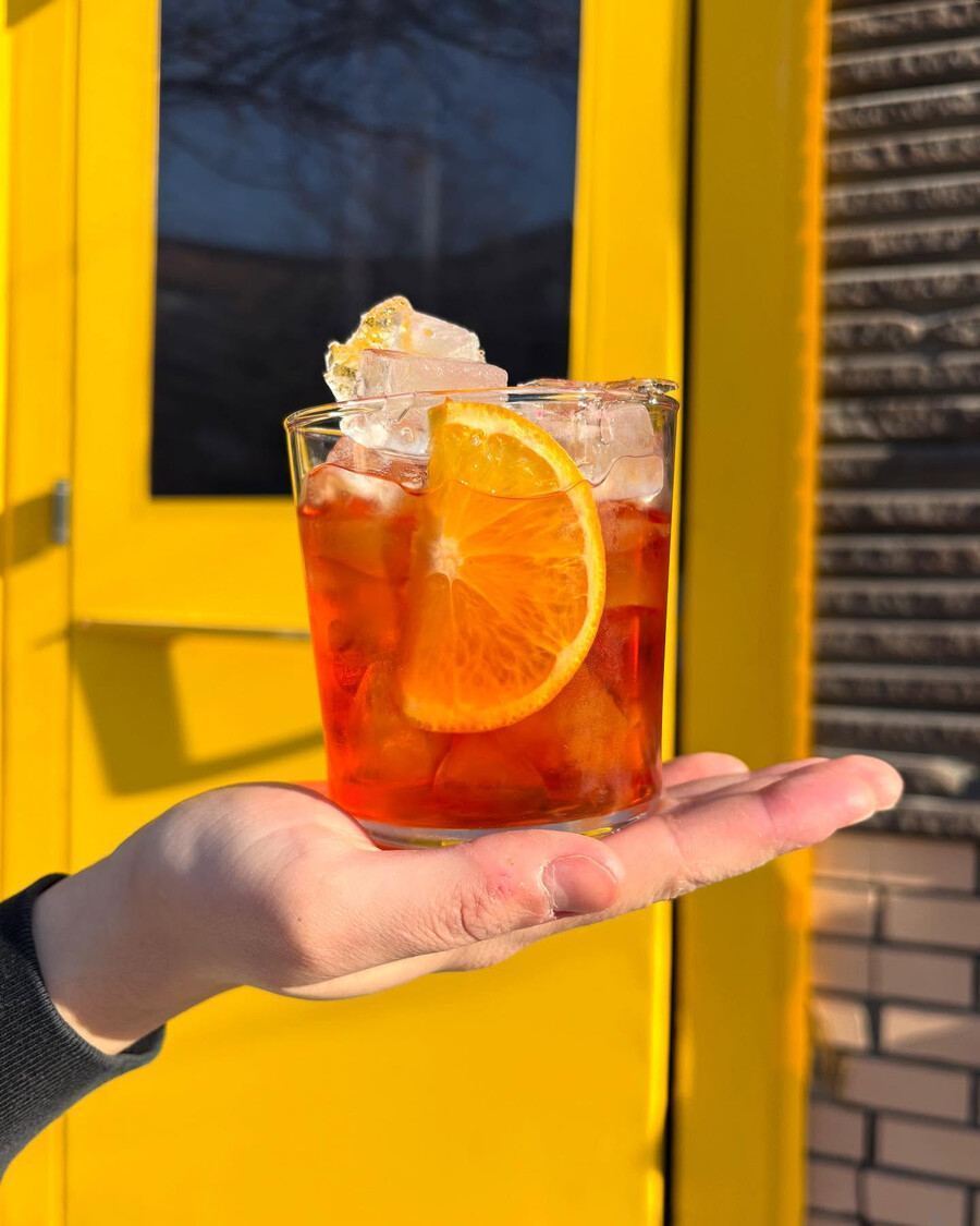 Elena - Spritz Montréal Elena - Spritz Montréal