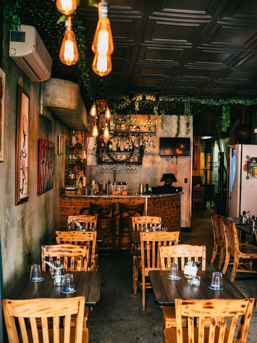 Gourmet Éh!-Pâté : une escapade haïtienne au coeur de Villeray Intérieur Gourmet Éh-Pâté!