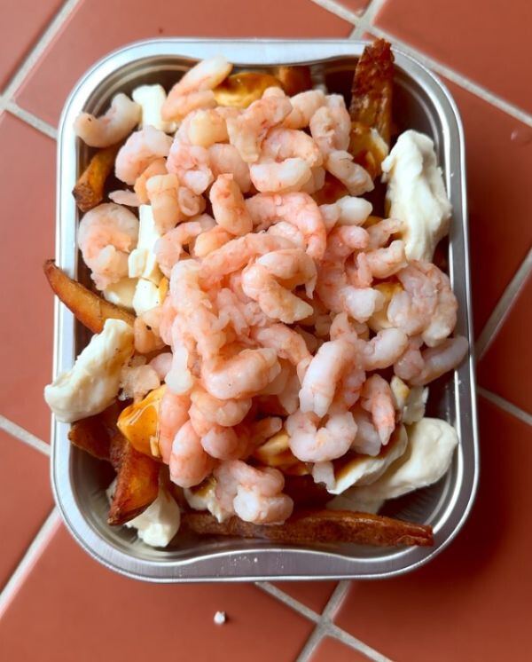 CantineCantine: A Nostalgic Taste of Summers Vacation Poutine aux crevettes from CantineCantine