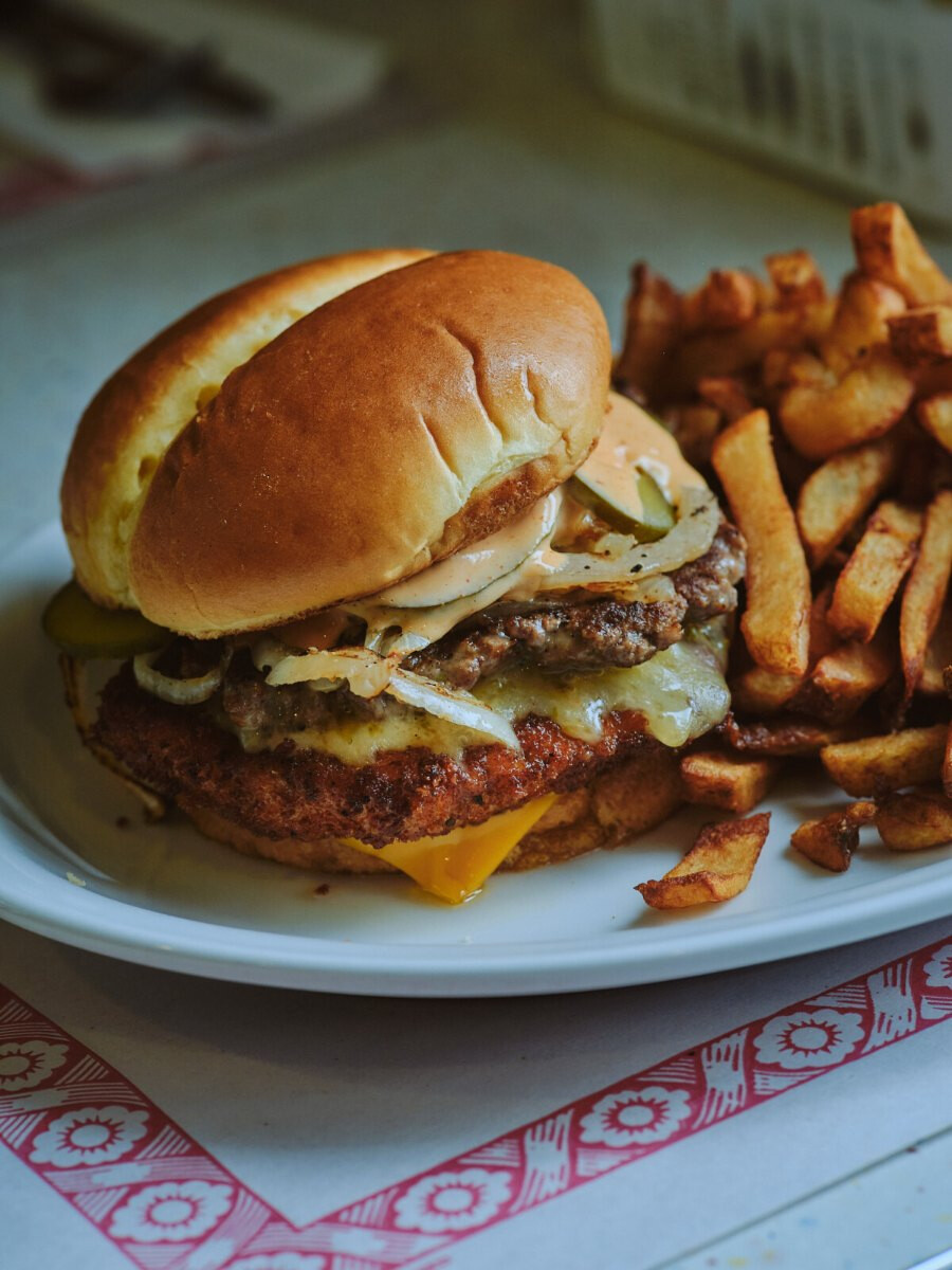 Où manger les meilleurs smash burgers à Montréal Où manger les meilleurs smash burgers à Montréal