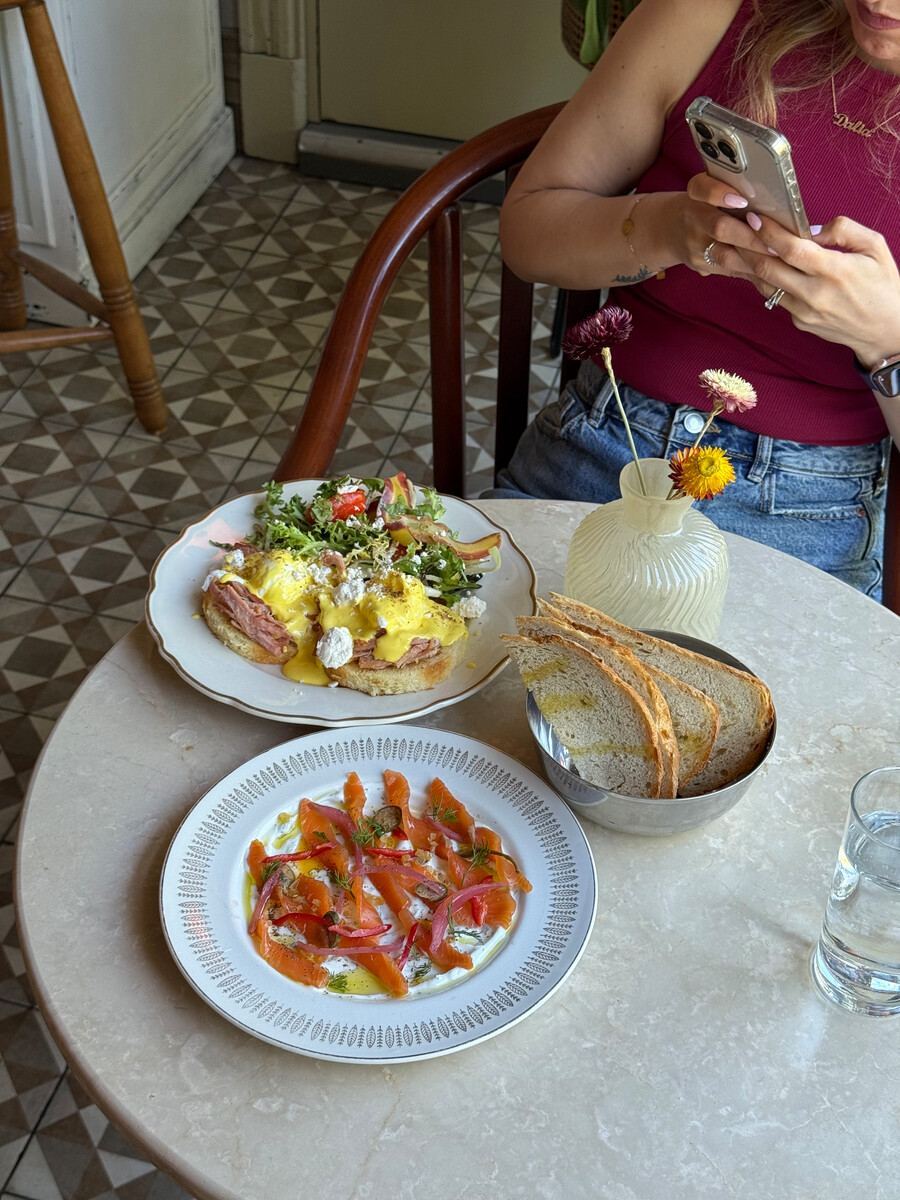 At the RestoMontreal Team Table: Our Discoveries This Month