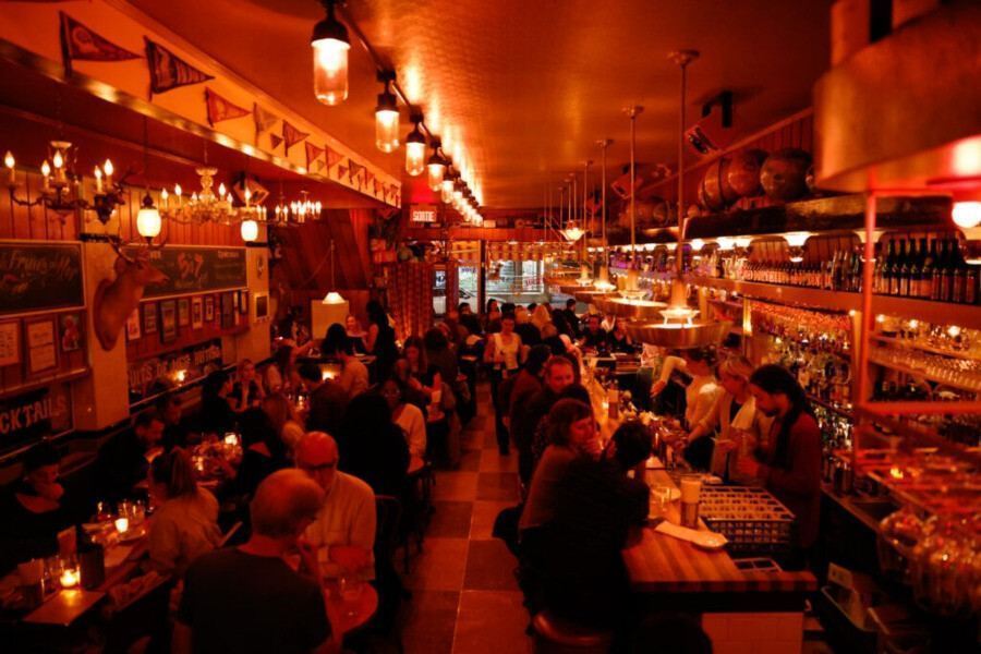 Où bien manger à Montréal même après 22h Où bien manger à Montréal même après 22h : Majestique