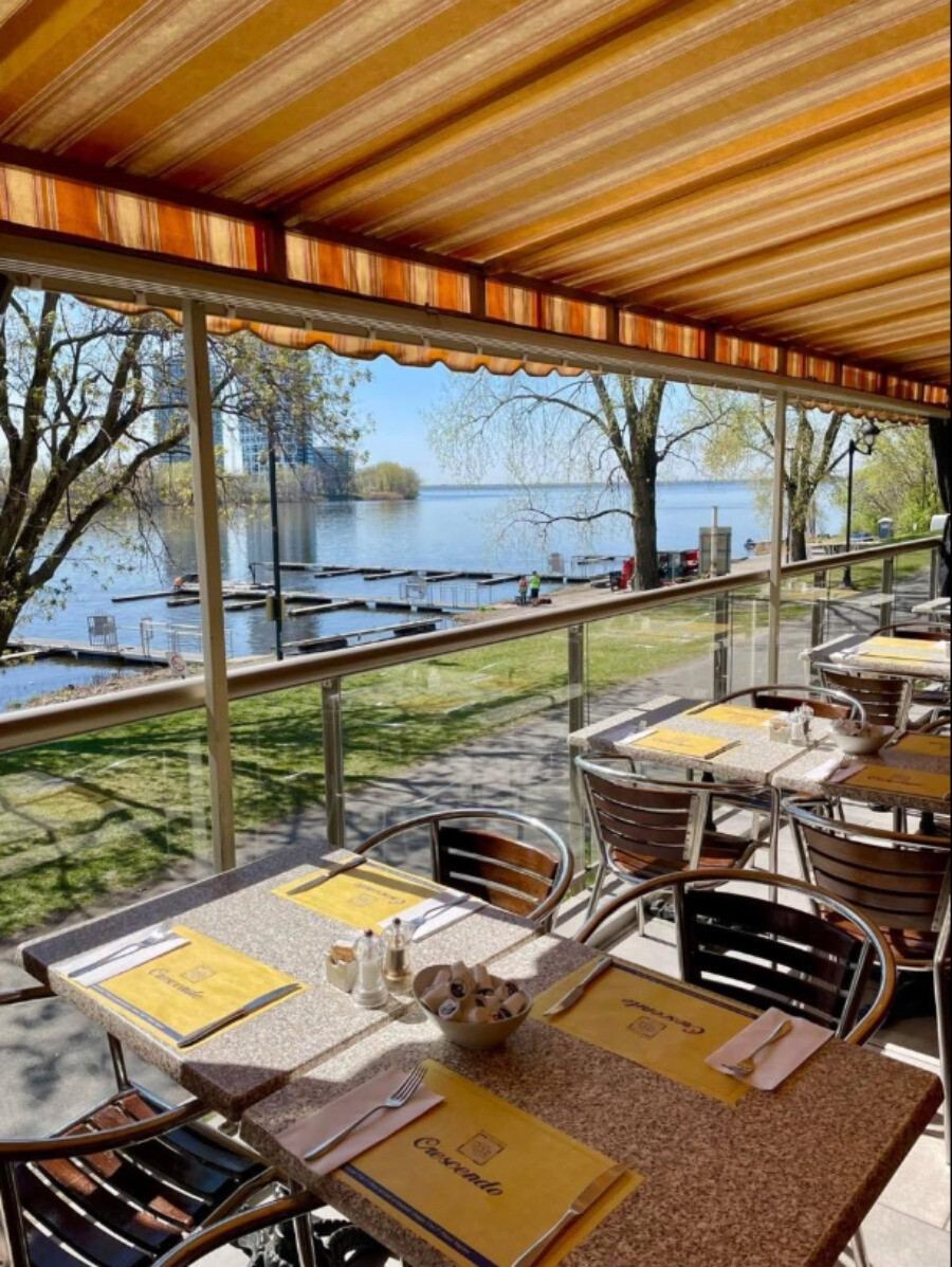 Crescendo waterfront