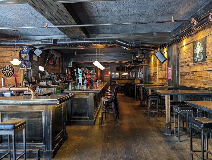 Le Trèfle Taverne Irlandaise - Where to celebrate St. Patrick's Day in Montreal?