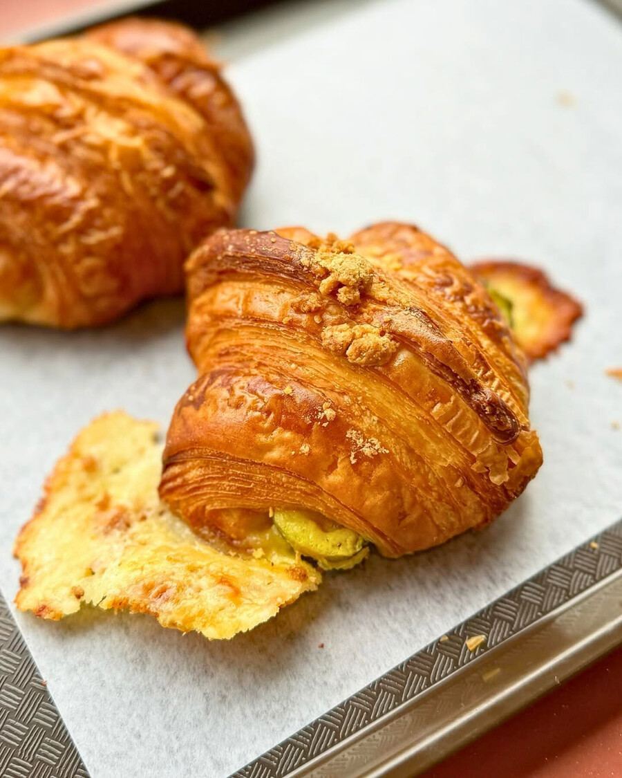 Hof Kelsten - The best croissants in Montreal