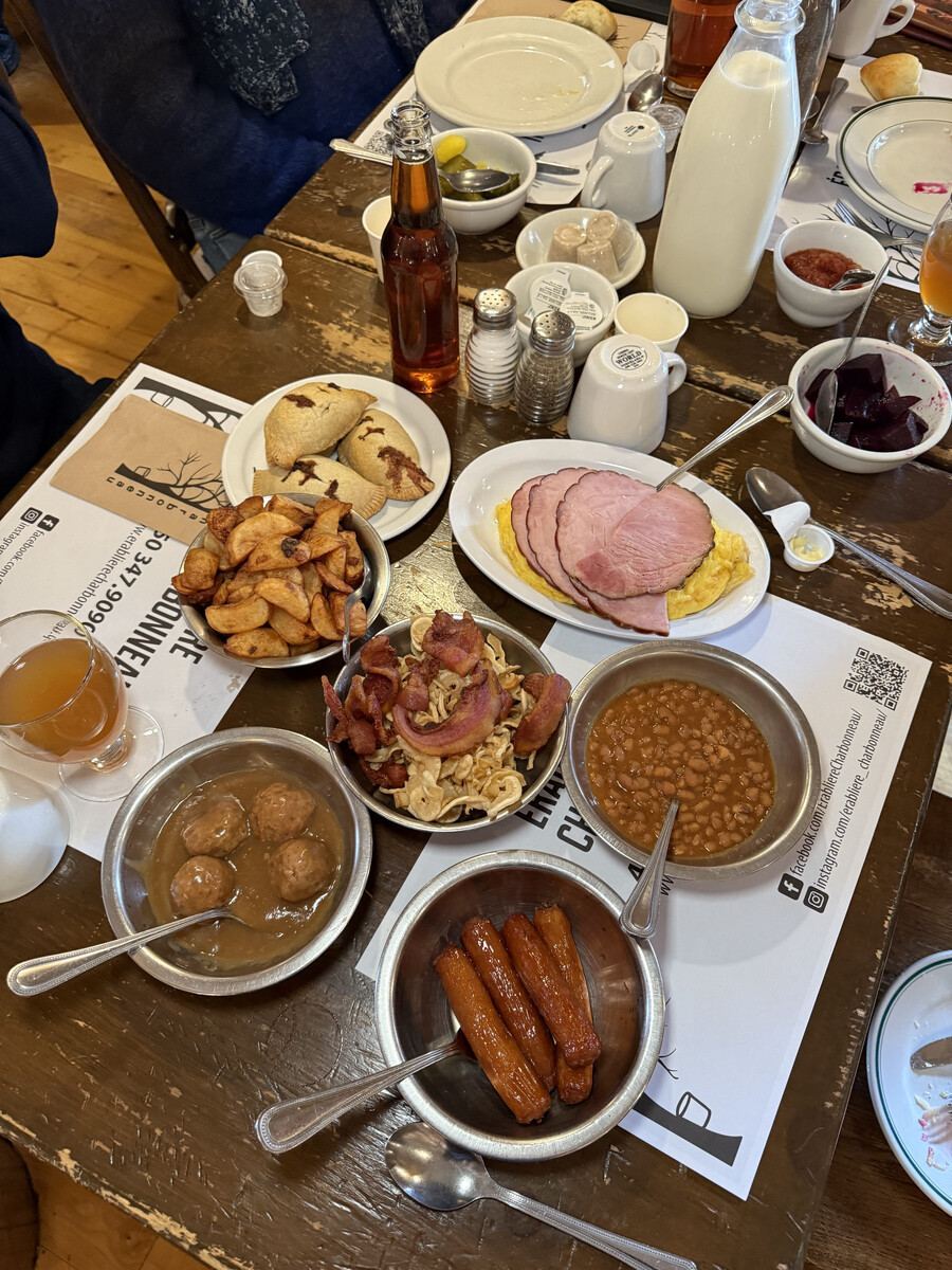 At the RestoMontreal Team Table: Our February 2026 Media Invitations and Favourites