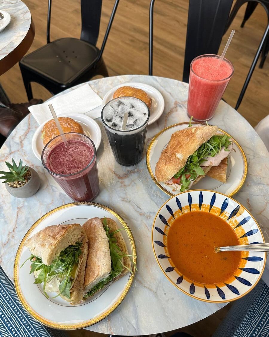 Spedzira Caffè - quartier Hochelaga Maisonneuve