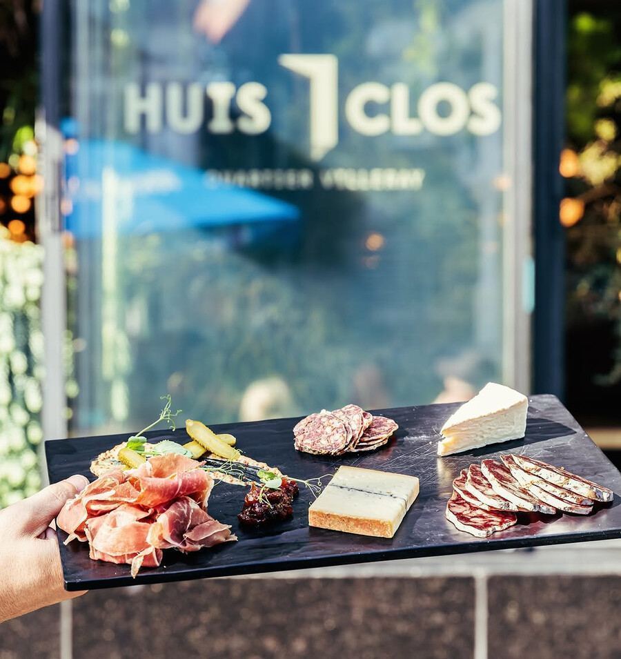 Huis Clos - Where to satisfy your cheese craving in Montreal