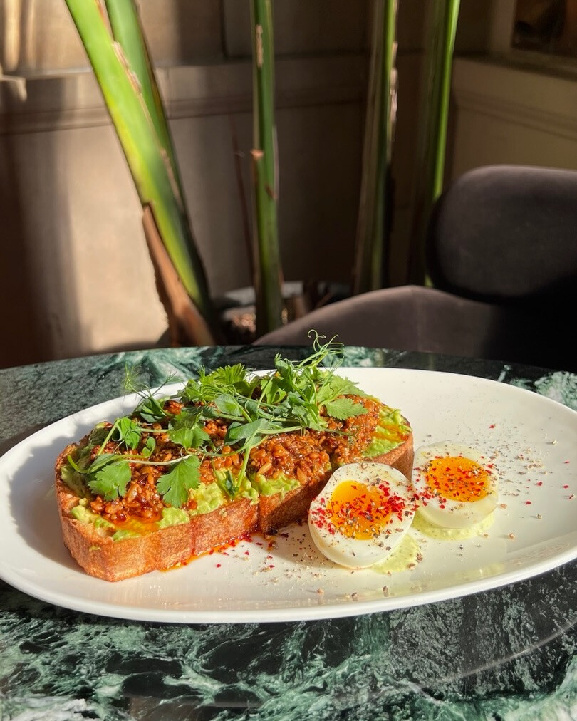 Crew Café - Avocado Toasts Montreal