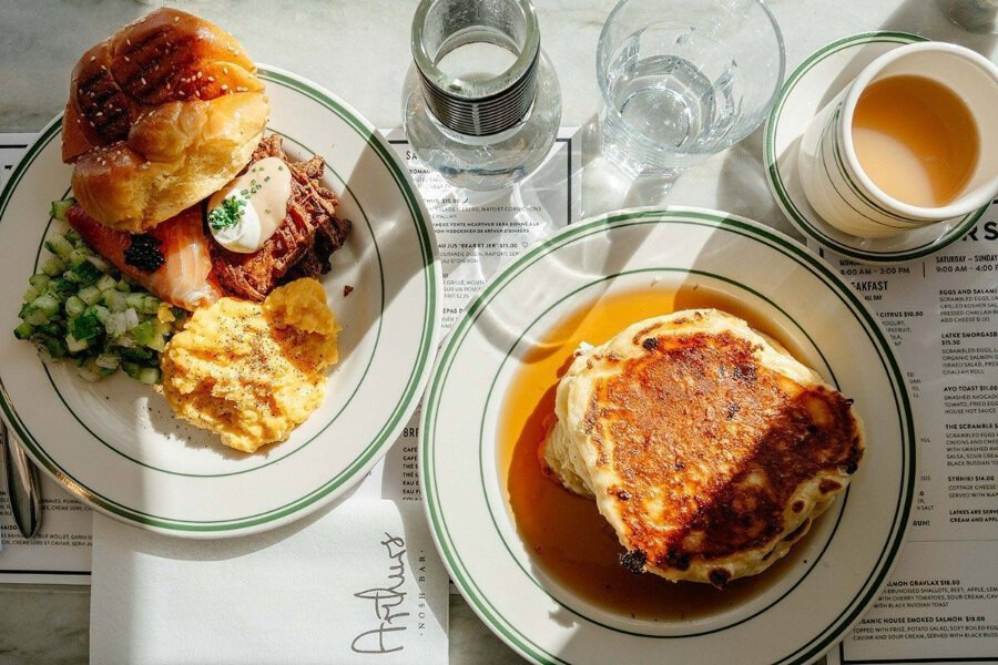 Brunch et beau temps: nos meilleures adresses pour bruncher sur une terrasse à Montréal Arthur Nosh Bar Brunch
