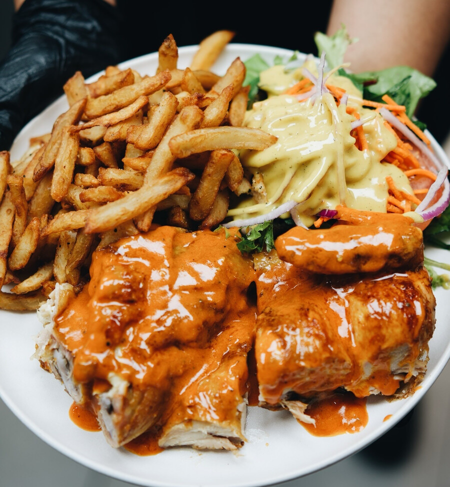 Romados - Best rôtisserie in Montreal