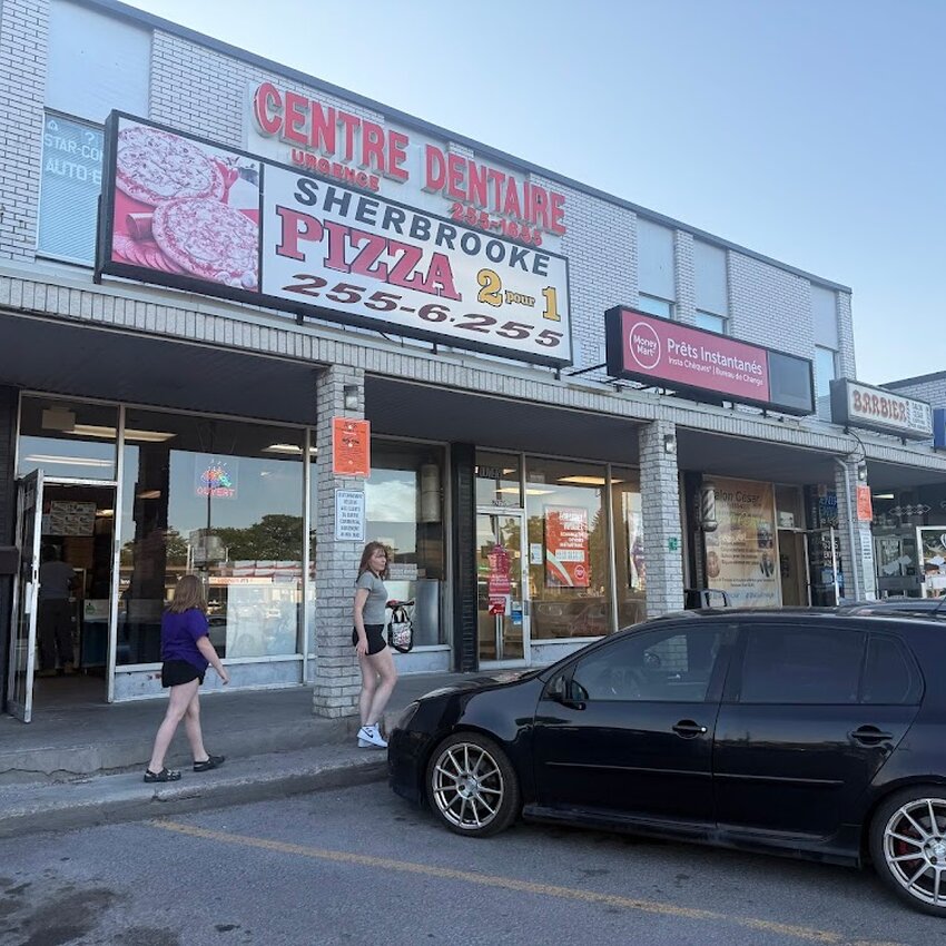 Pizza Sherbrooke - Restaurants près de: H1N1C9