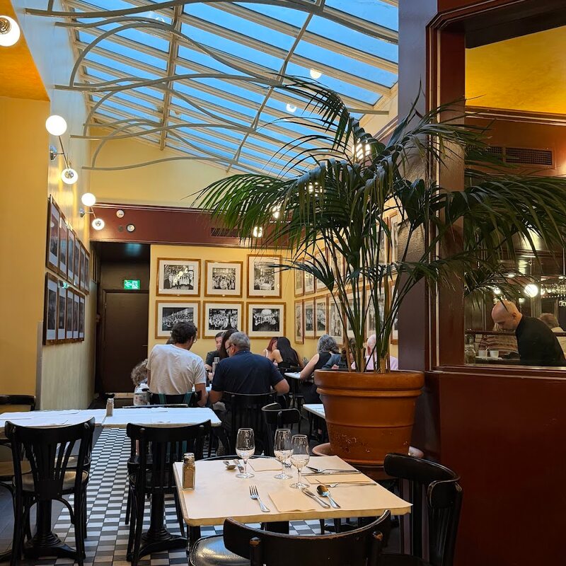 L'Express - Bistros in Montreal