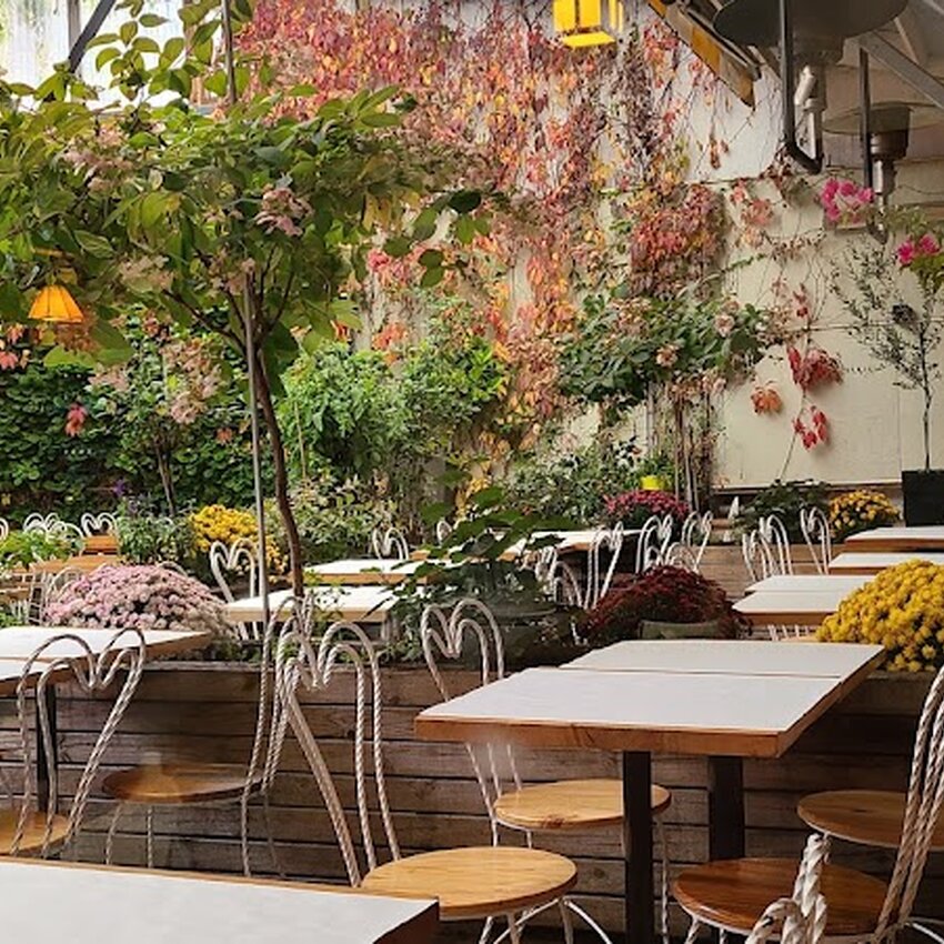 Le Jardin De Panos - Online Reservations, Brunch Restaurants Near: H2V4E8
