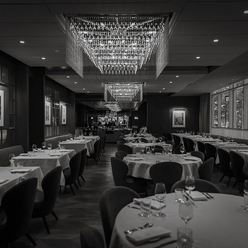 Moishes Steakhouse - Restaurants de Montréal