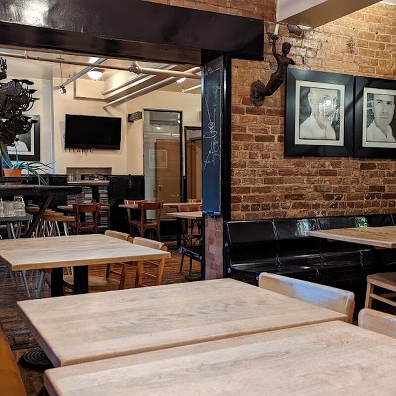 Café Titanic - Restaurants Service de traiteur du Vieux-Montréal