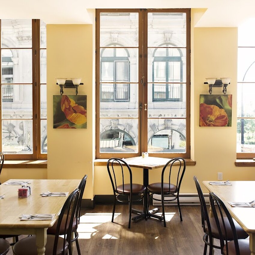 Cr&ecirc;perie Chez Suzette - Raclettes Montr&eacute;al