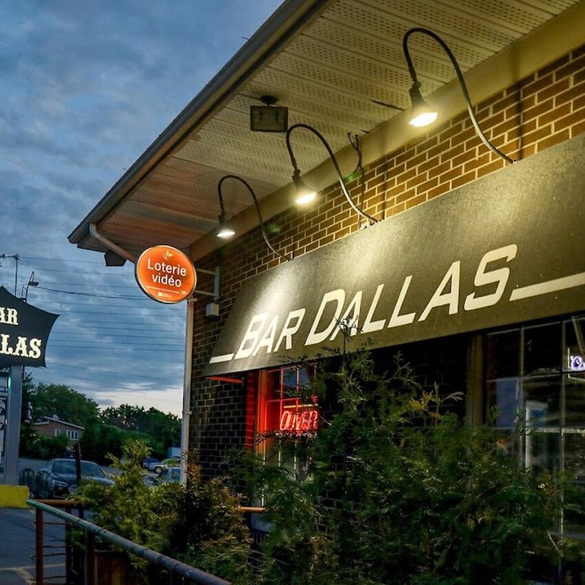 Dallas Bar - Restaurants pr&egrave;s de: H7N5L9