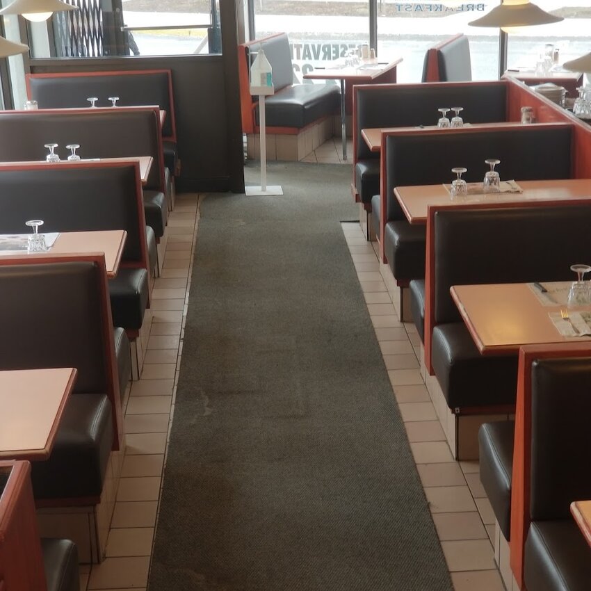 Zappy Pizza - Poutine, Cr&ecirc;pes, Breakfast Restaurants Near: H4E1A4