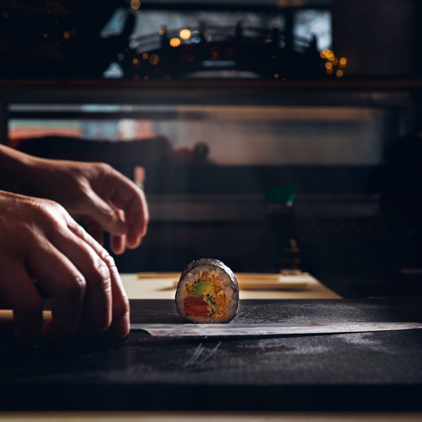 Yuukai Sushi - Japanese Restaurants Near: H2V4E4