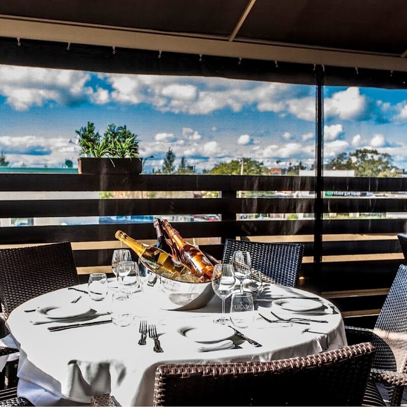 Rib 'N Reef Steakhouse & Cigar Lounge - Restaurants de Montréal