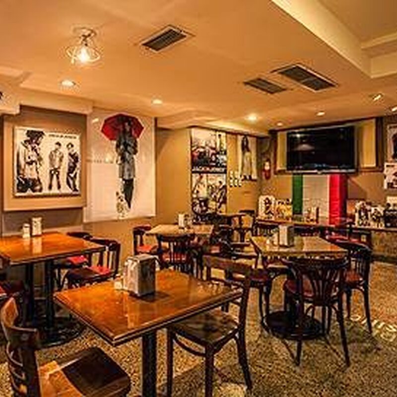 Cafe Gentile - Poutine, BBQ, Breakfast Restaurants in Montreal