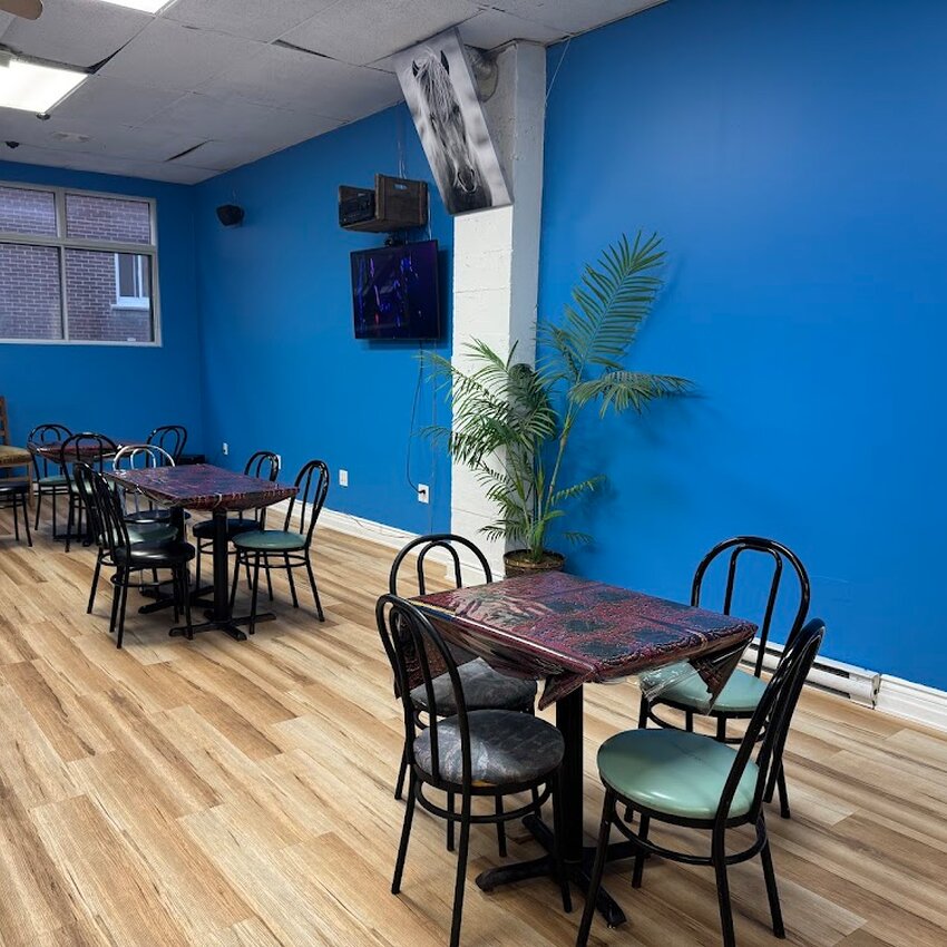 Grillade Lafirenze - Restaurants Near: H2S2B4