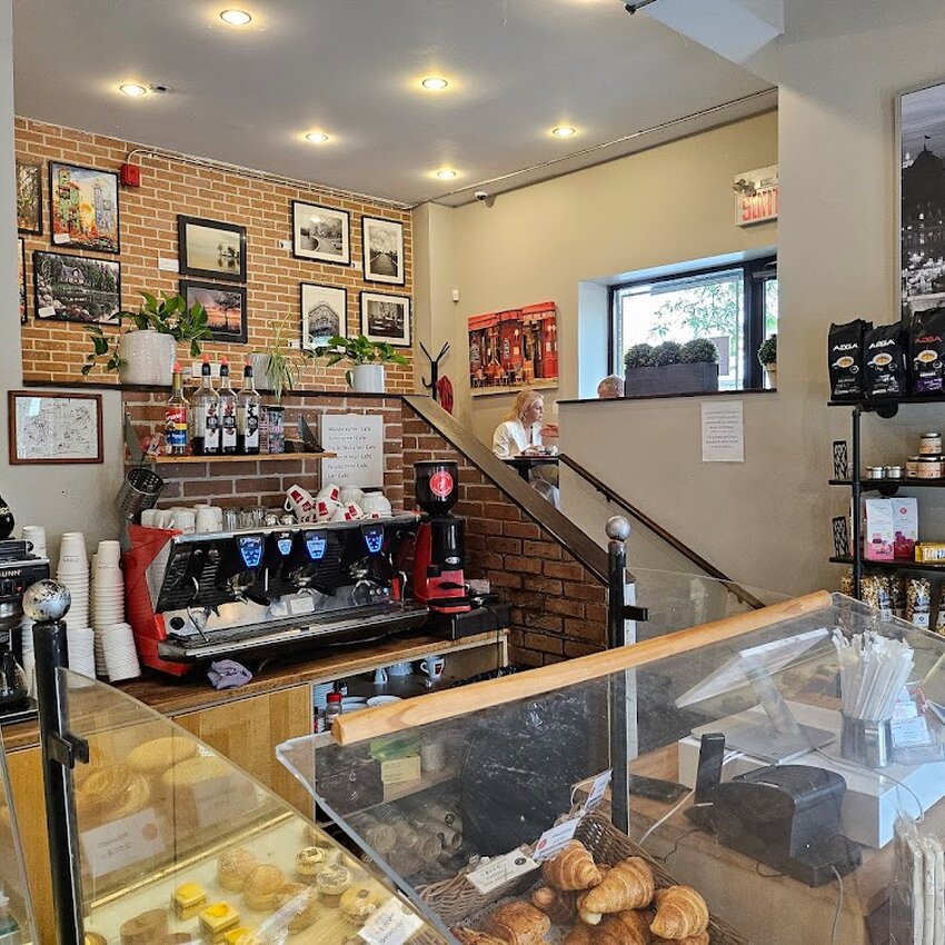 Les Moulins La Fayette - West Island Pastries Open Tuesday