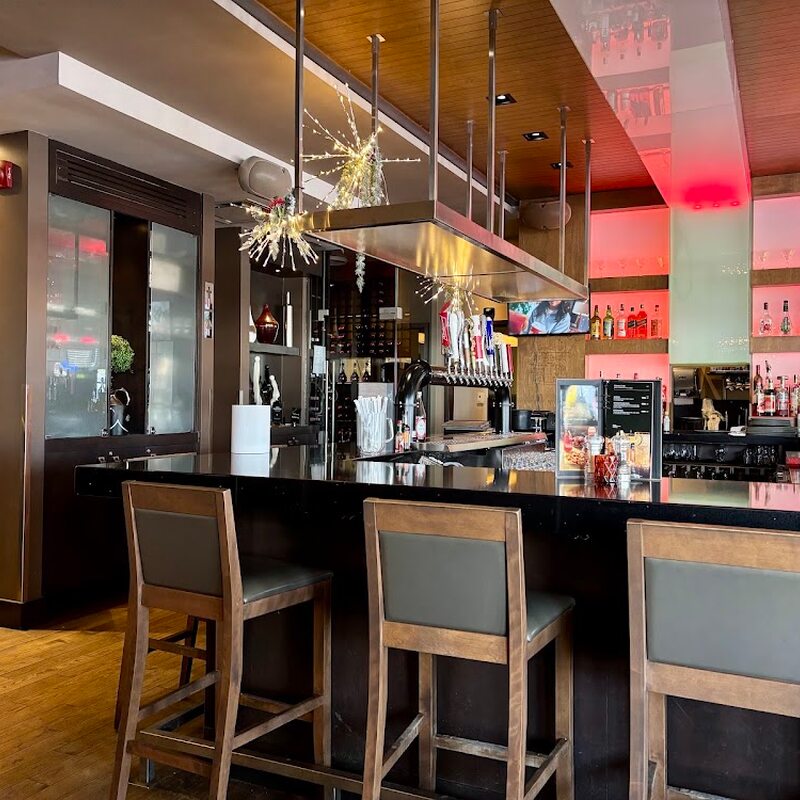 R&ocirc;tisserie St-Hubert - Restaurants in Montreal