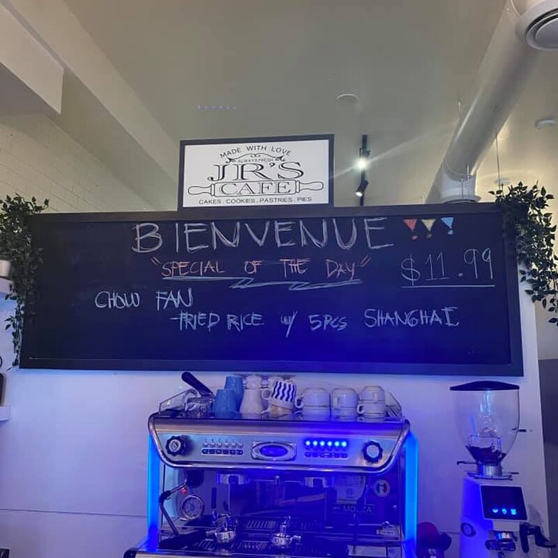 Jr's Caf&eacute; - Restaurants de Montr&eacute;al