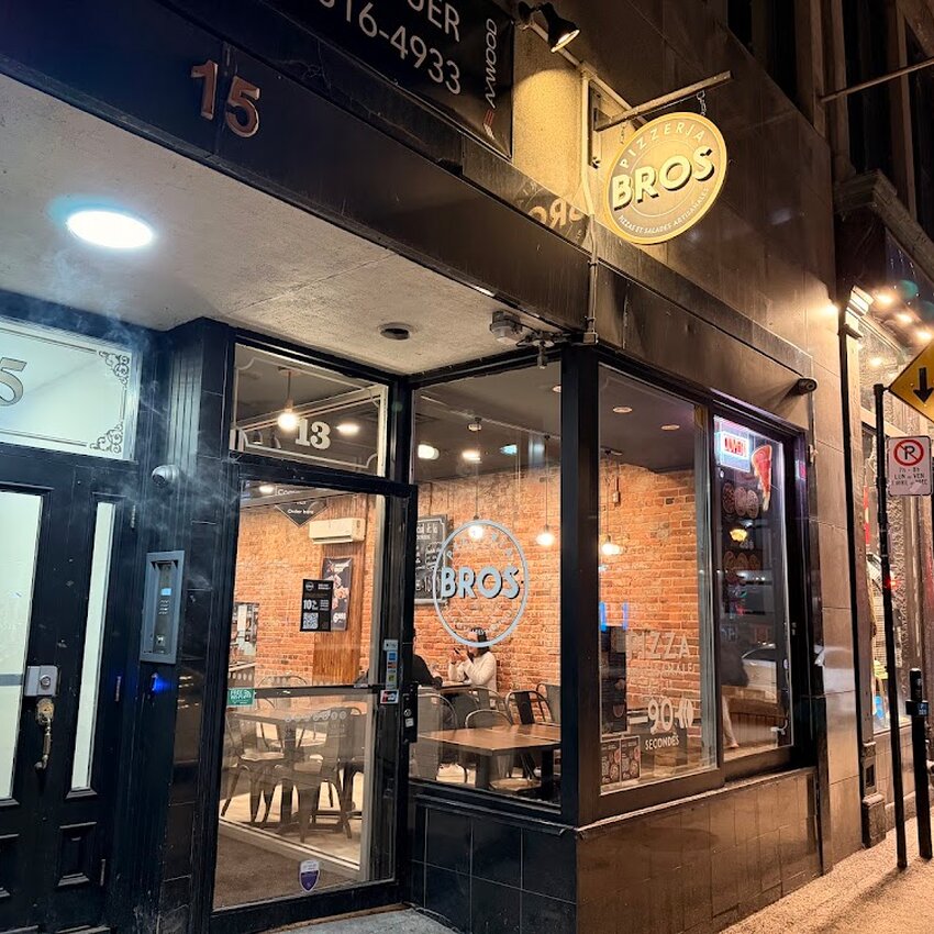 Pizzeria Bros Restaurant Montreal, QC