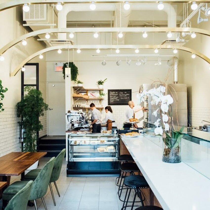 Caf&eacute; Bazin - Restaurants Brunch pr&egrave;s de: H4A3K3