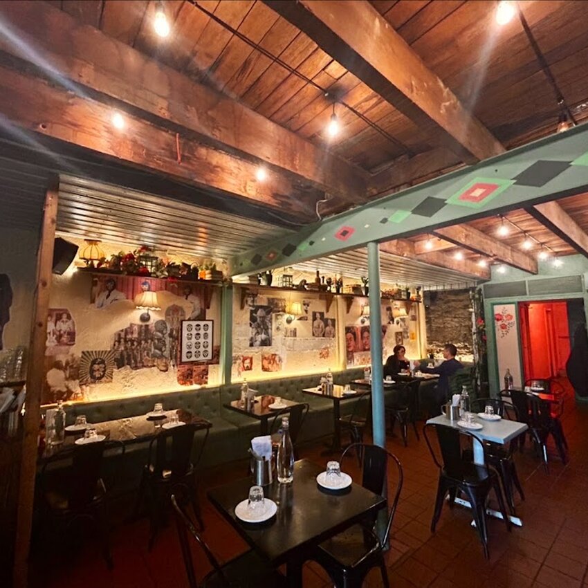 Escondite - Peruvian, Latin American Restaurants Near: H2V4E4