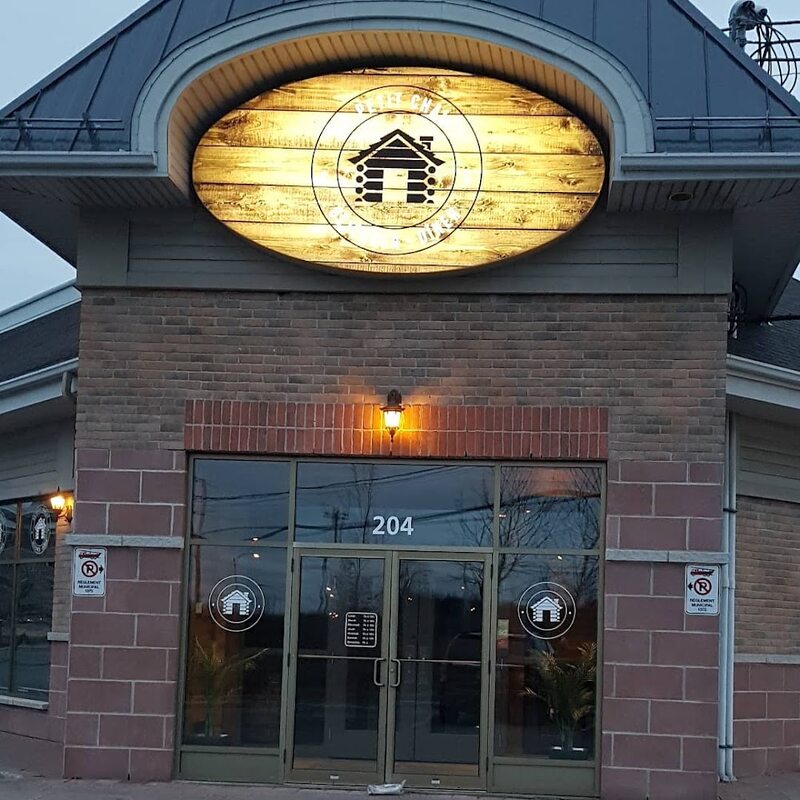 Au Petit Chalet - Restaurants Libanais, Déjeuners de Rosemère