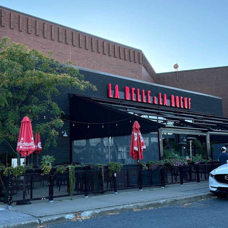 La Belle & La Boeuf - Burger Bar - Poutine, Breakfast, Tea Restaurants in Montreal