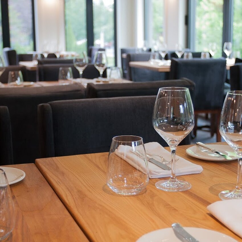 Chardo - Montreal Contemporary Modern Open Supper Restaurants