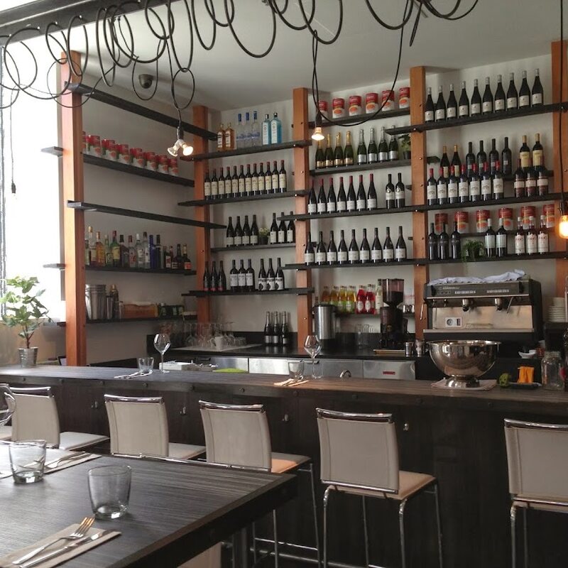 Monsieur Cafe & Vins - Wine Bars in Montreal
