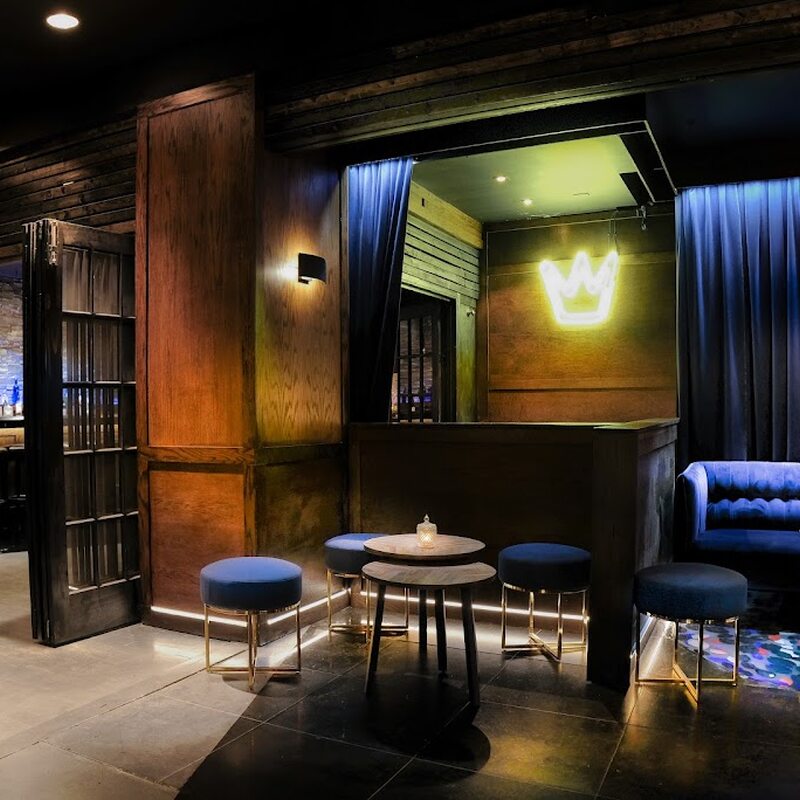MajesThé Bistro Bar - Restaurants Fusion, Cafés de Montréal