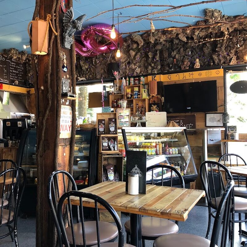 Cafe Bistro Mysterium - Restaurants de Montréal