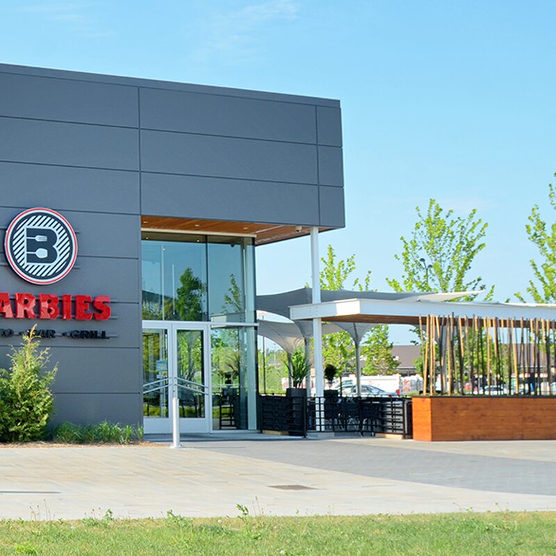 Barbies Resto Bar Grill - Restaurants des Laurentides (Rive-Nord)