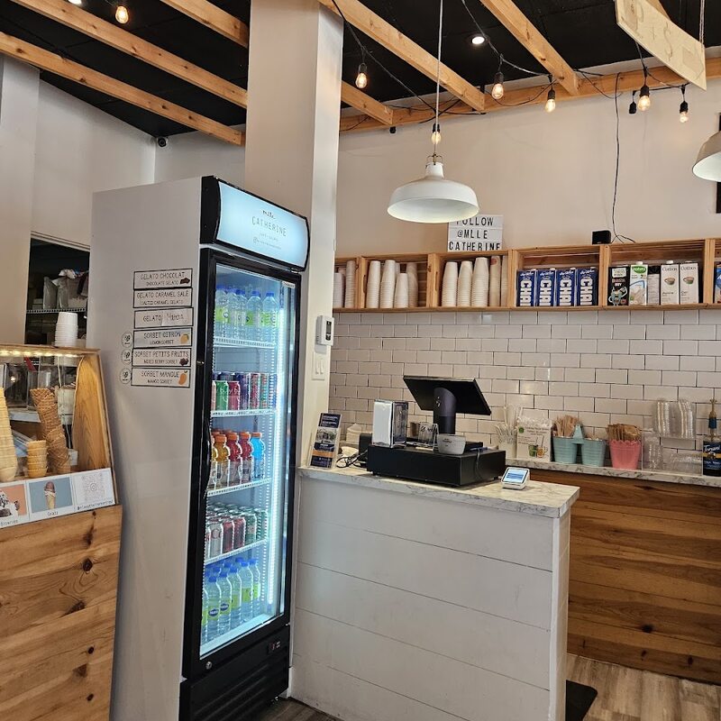 Café Concorde - Soups, Cafés Restaurants in Laval