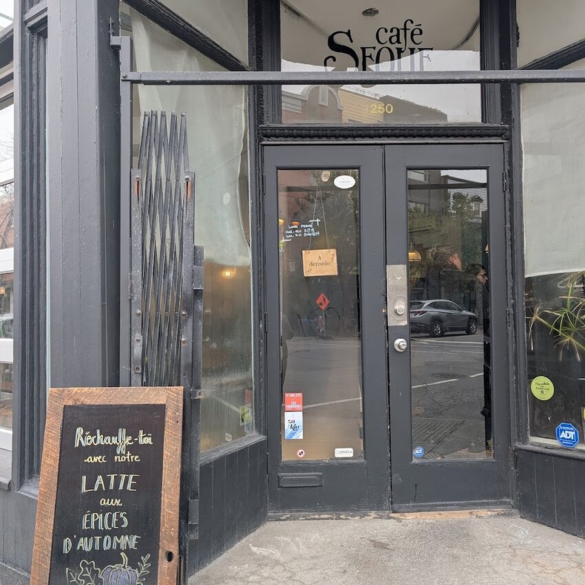 Caf&eacute; Sfouf - Bistros in Le Plateau-Mont-Royal